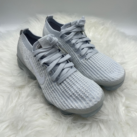 Wmns Air VaporMax Flyknit 3 ‘Pure Platinum’ - Picture 6 of 6